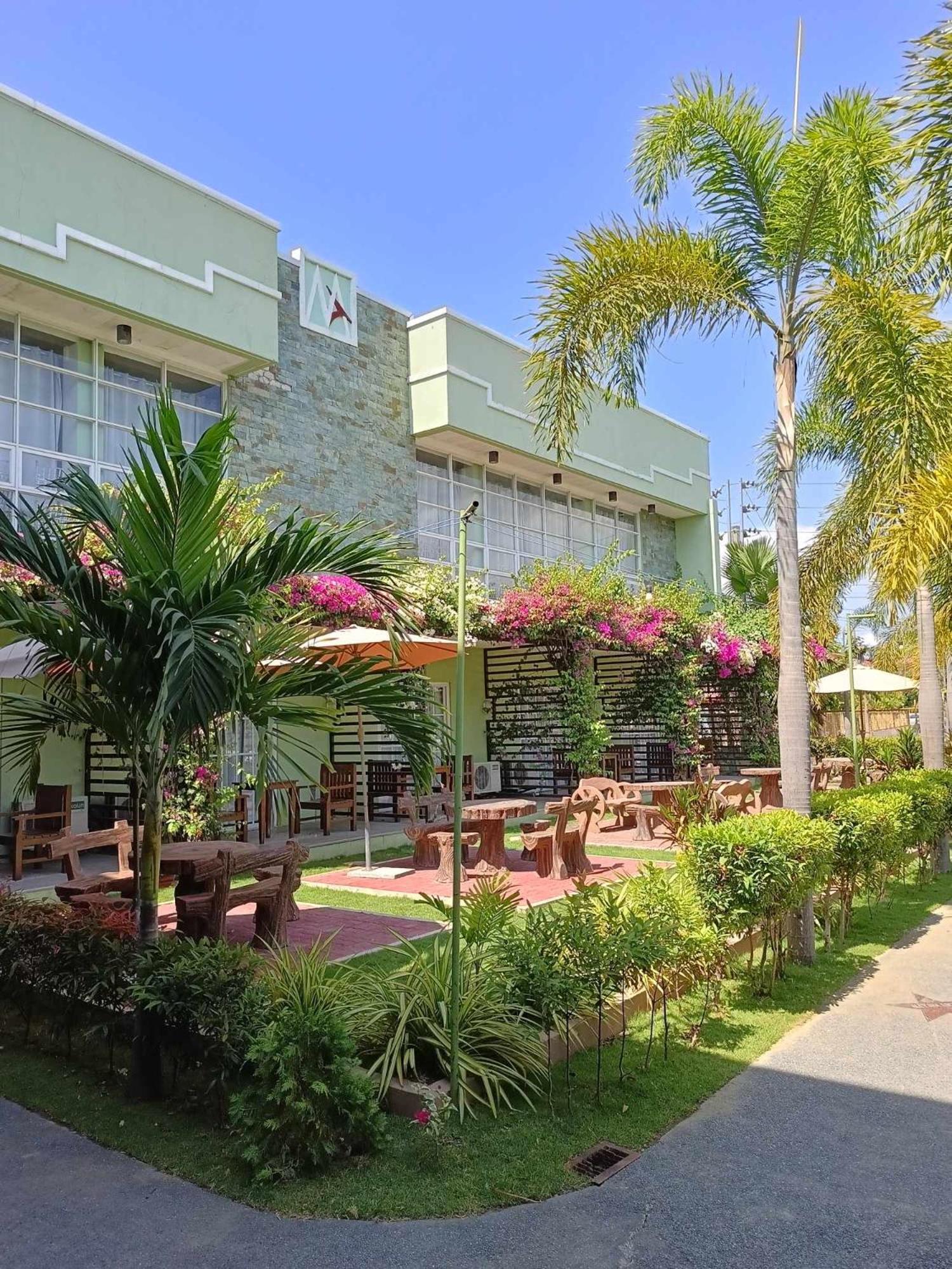 Marand Family Resort Bauang Esterno foto